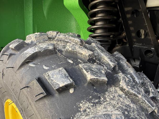 John Deere HPX615E