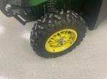 John Deere XUV590