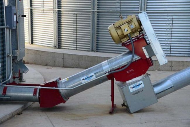 Swing Away Hopper for Bucket Elevators