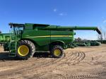 John Deere S780