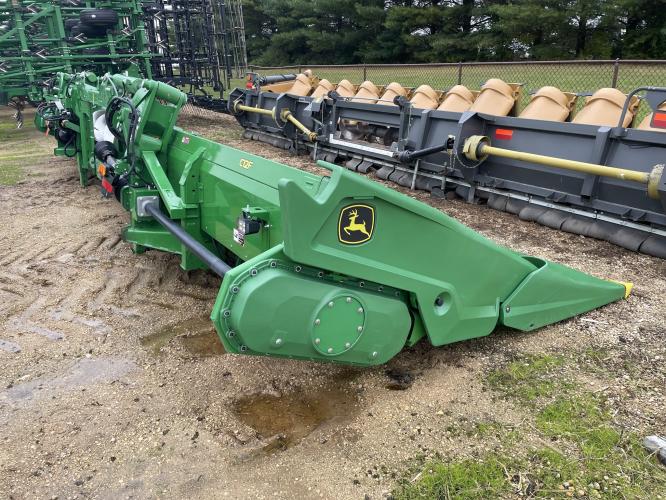John Deere C12F