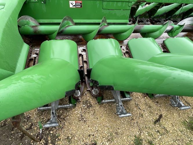 John Deere 608C