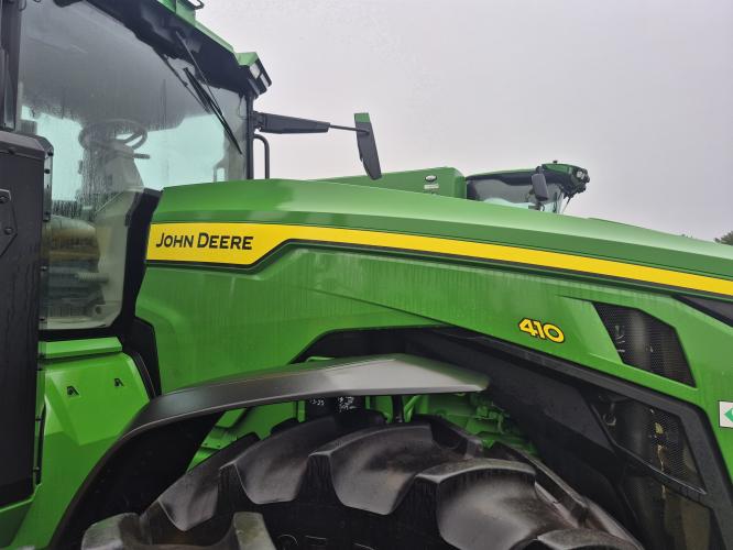 John Deere 8R 410