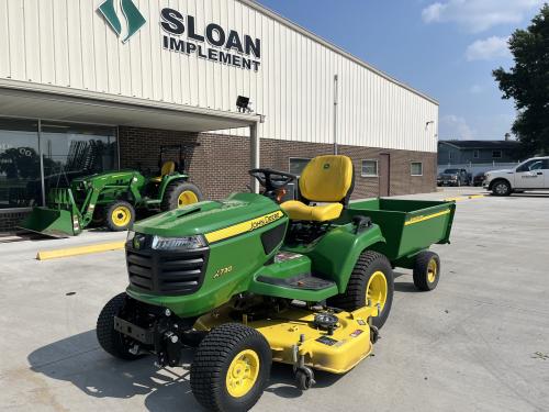 2022 John Deere X730