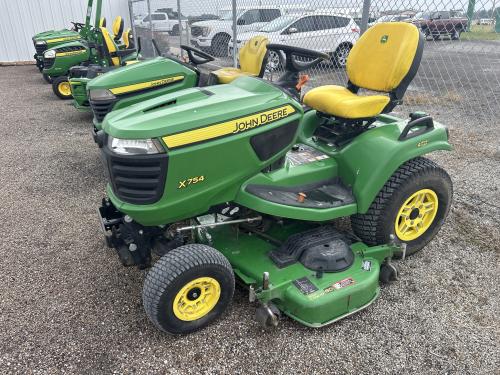 2024 John Deere X754