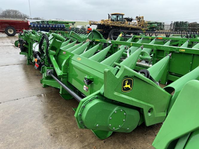 John Deere C12F