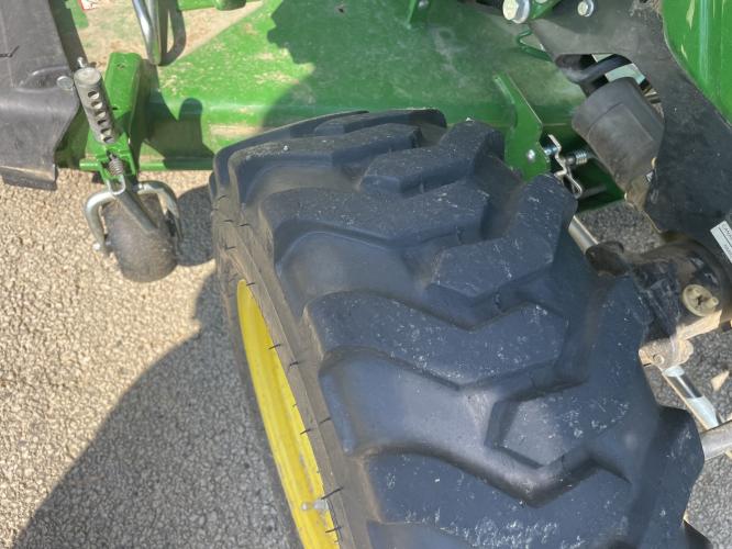 John Deere 2025R