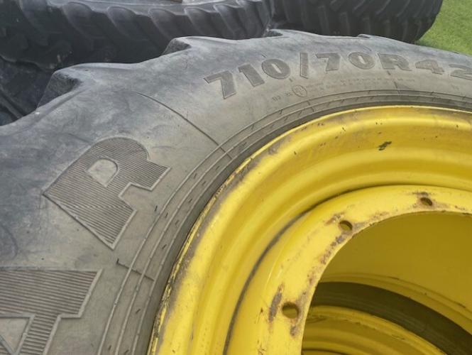Goodyear 710/70R42