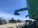 John Deere S7 700