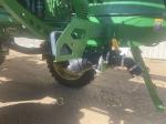 John Deere R4044