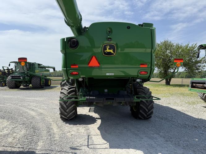 John Deere S780