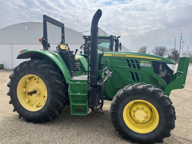 John Deere 6115M