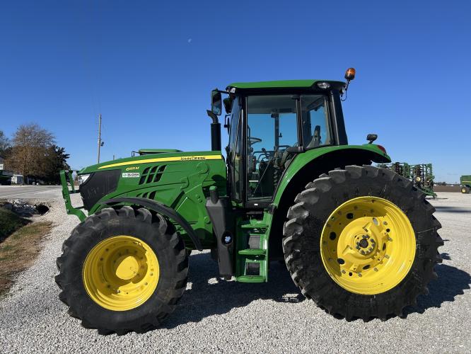 John Deere 6155M