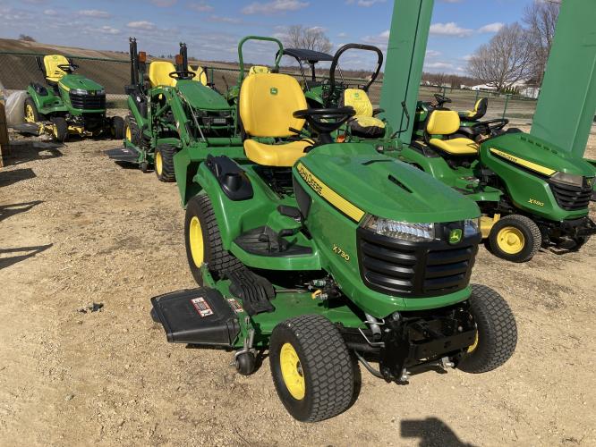 John Deere X730