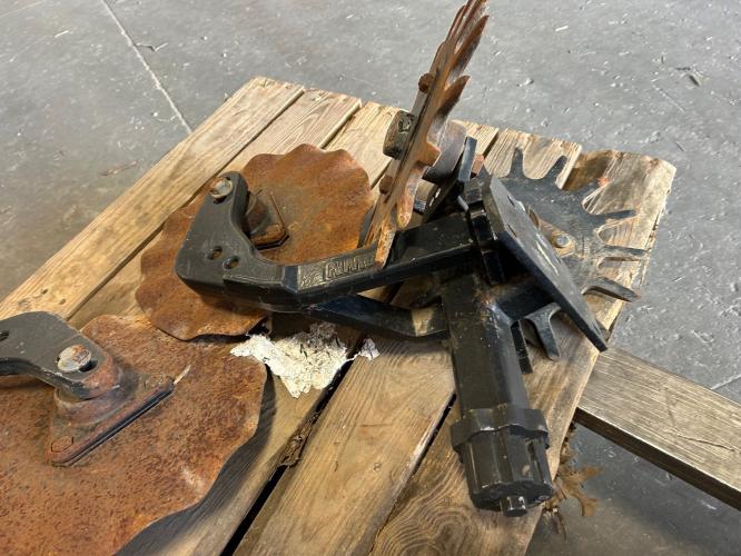 Dawn combo trash wheel / coulter for JD