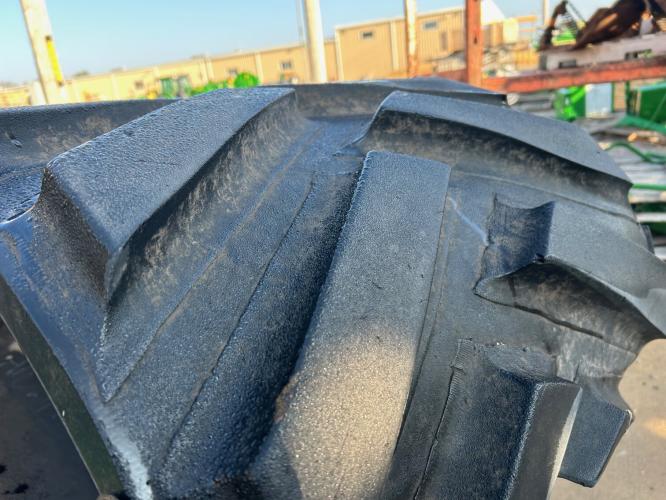 John Deere R571659 - 24" TRACK 8RX