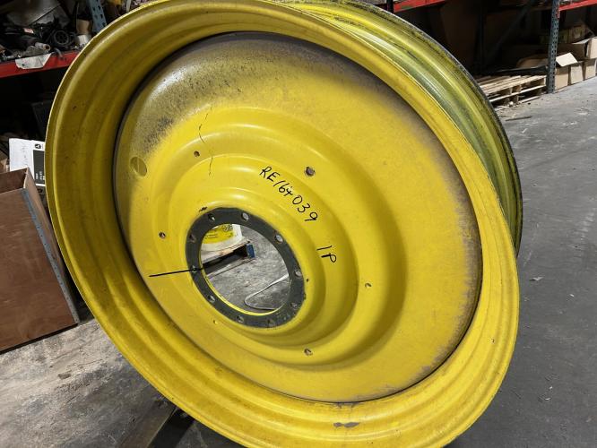 John Deere RE164039 - 15X50 WHEEL