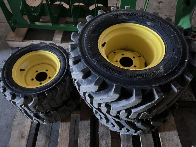 John Deere 26x12-12