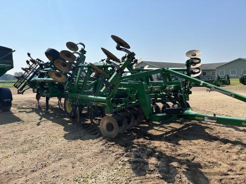 2019 John Deere 2730