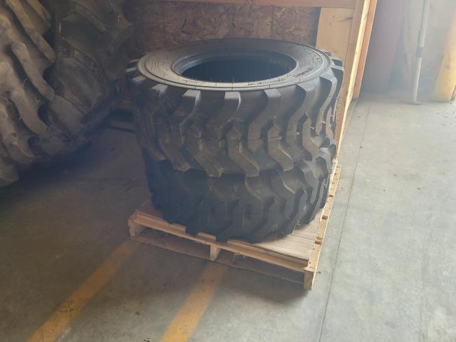 Carlisle 12x16.5 R4