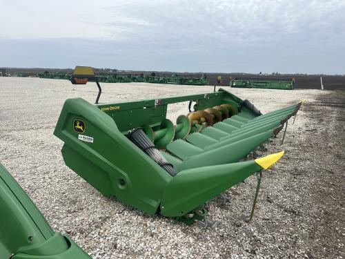 2022 John Deere C8R