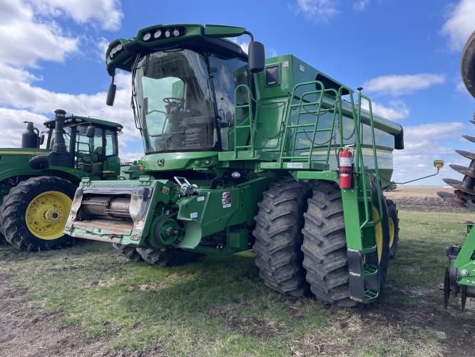 John Deere S680