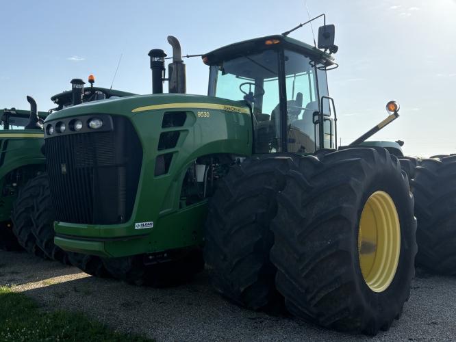 John Deere 9530