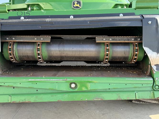 John Deere S770