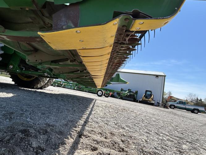 John Deere 625F