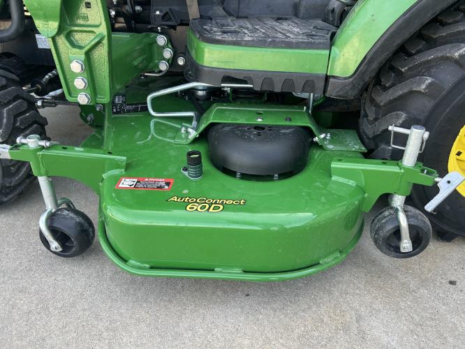John Deere 1025R