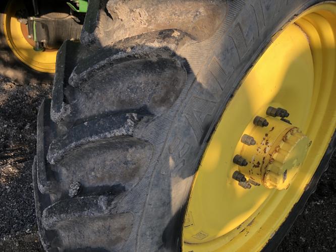 John Deere 410R
