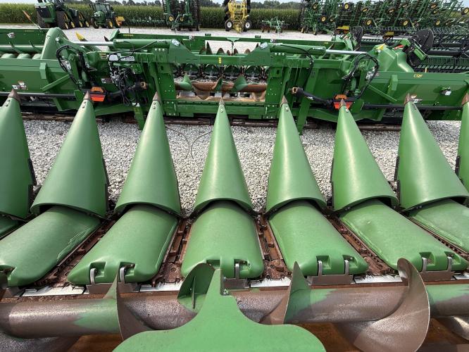 John Deere 612C