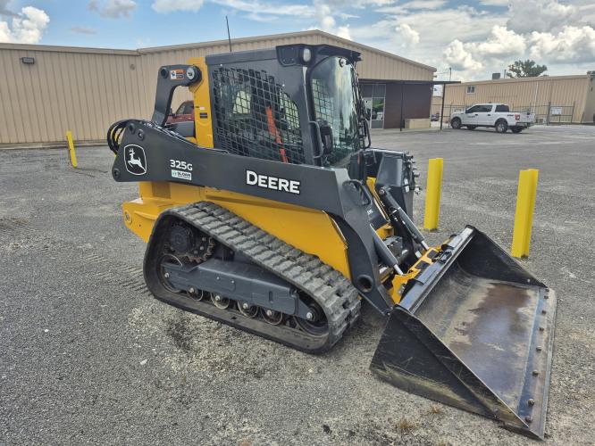 John Deere 325G