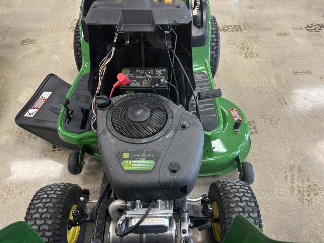John Deere S100