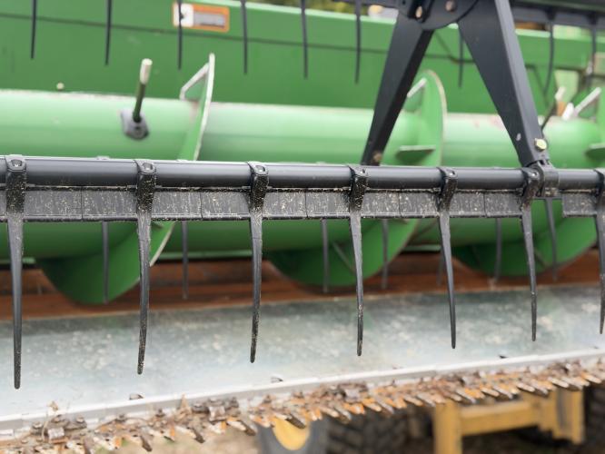 John Deere 635F