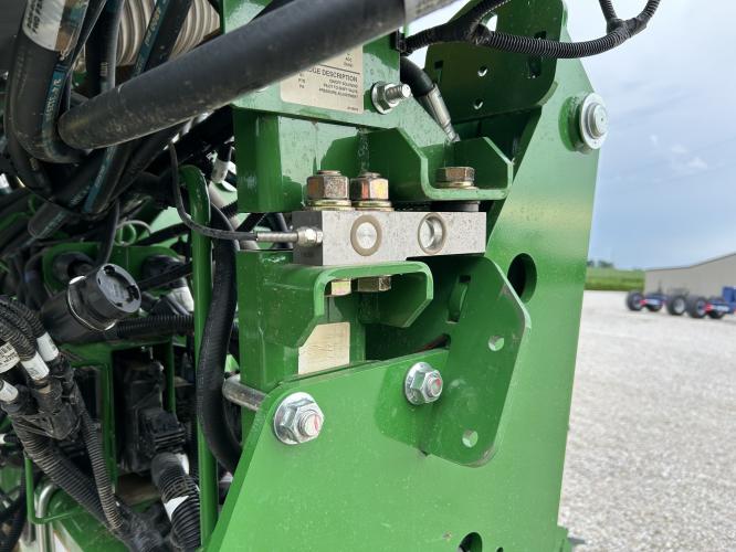 John Deere 1775NT