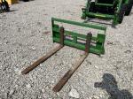 John Deere 3032E