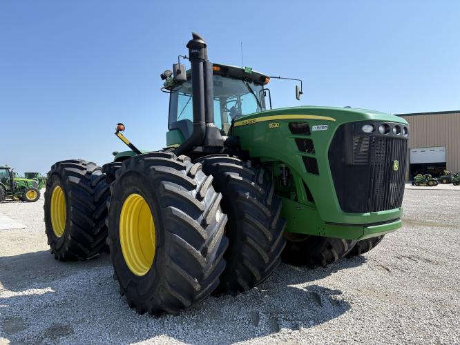 John Deere 9530