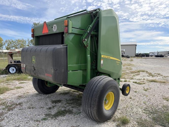 John Deere 560M