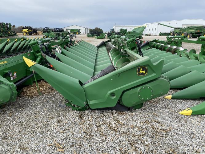John Deere C12F StalkMaster