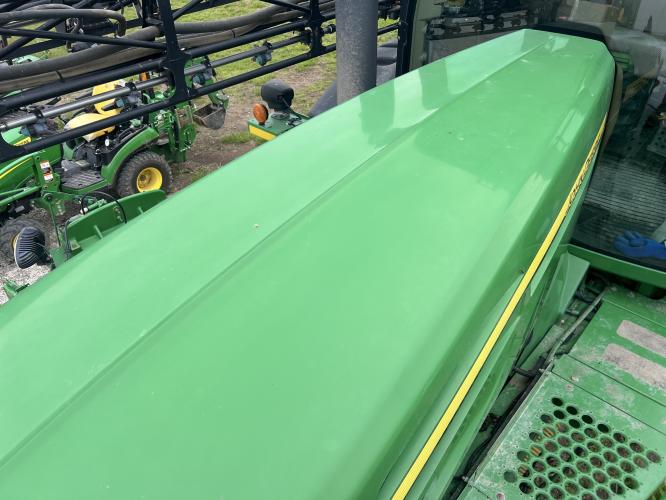 John Deere 4830