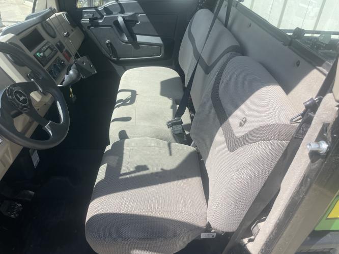 John Deere XUV835R Premium Cab