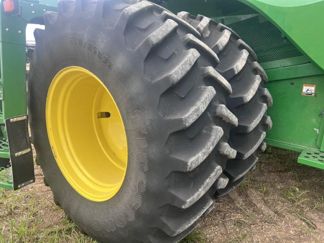 John Deere S780
