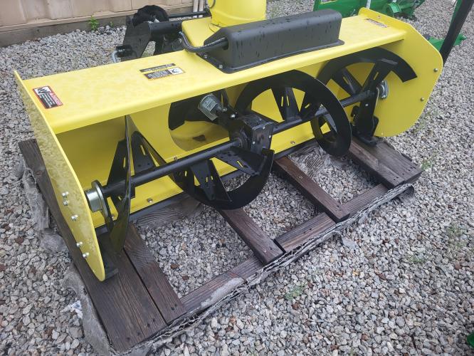 John Deere 54 IN. SNOW BLOWER