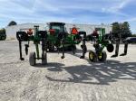 John Deere 2100
