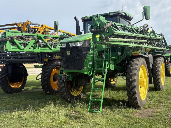 John Deere 612R