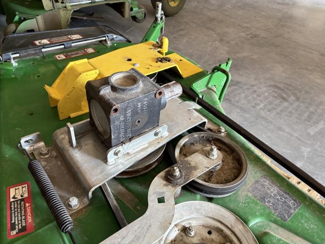 John Deere 72D