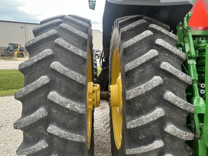 John Deere 8R 410