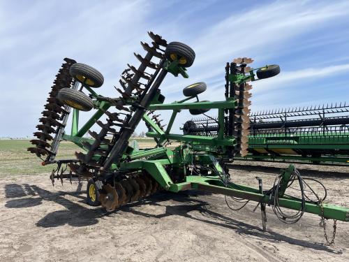 1996 John Deere 630