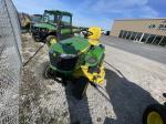 John Deere X738